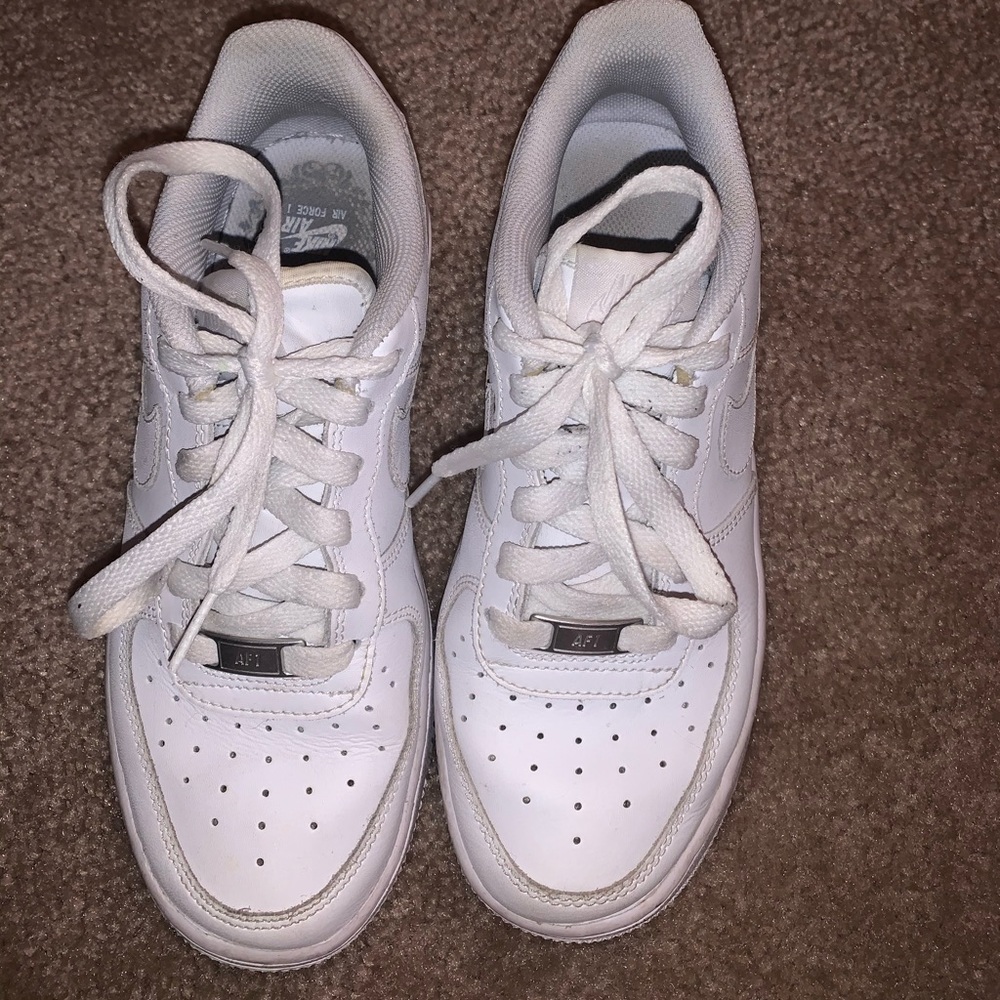 All white nike air forces